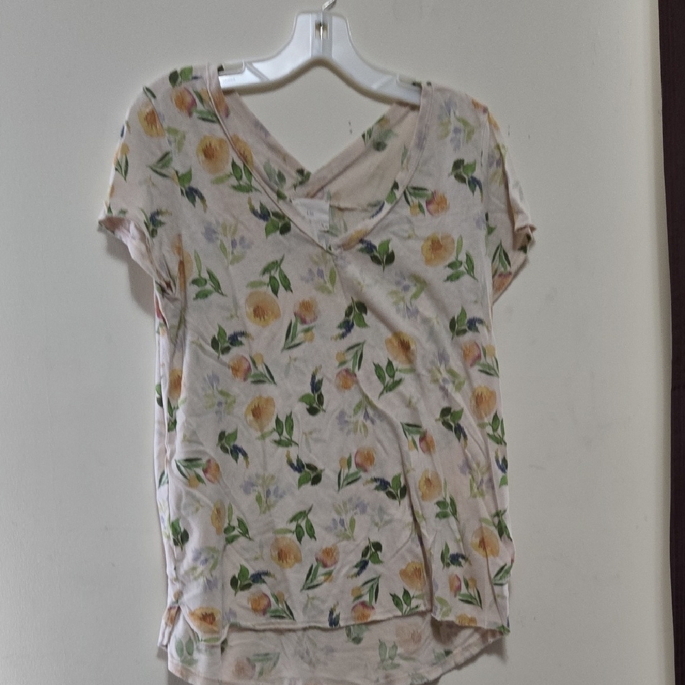 T.La Floral V-Neck Short Sleeve Top - Cream and Orange